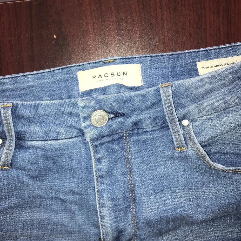 Slightly Distressed Pacsun Skinny Jeans - Picture 4 of 4